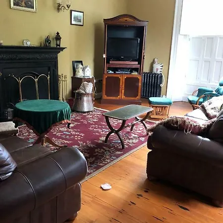 Forthill House Apartman *